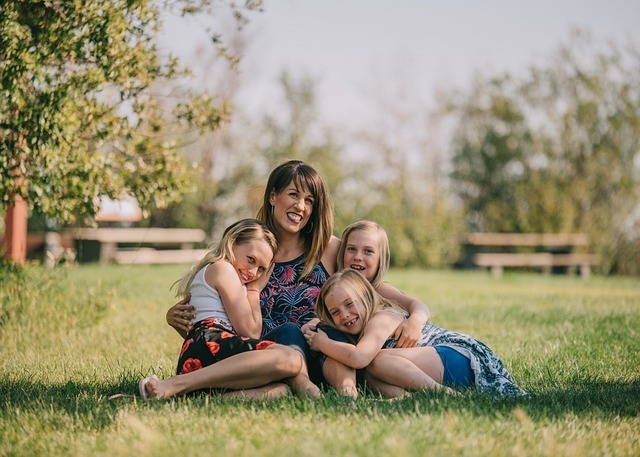 family-4447538_640